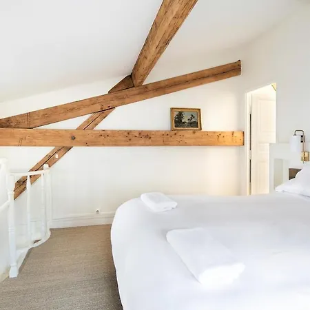 Ganneron - Ci - Welcoming For 2p - 18 Parijs