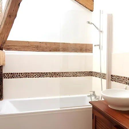 Ganneron - Ci - Welcoming For 2p - 18